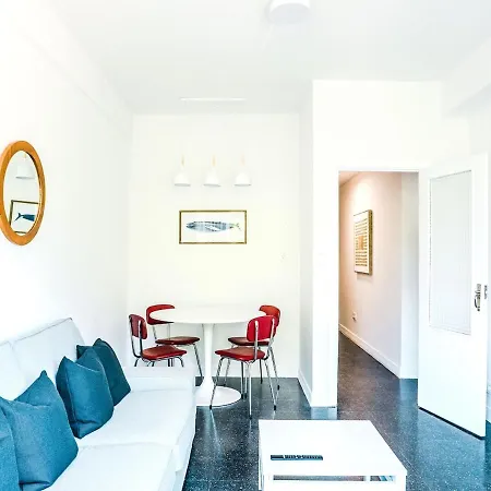 Апартаменты Apartmento As Areas *